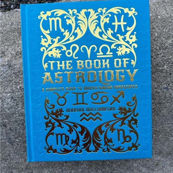 The Book of Astrology by Marion Williamson - Picture 1 of 3